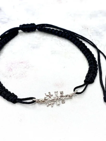 Polsera de Creu de Caravaca de macramé i plata (copia)