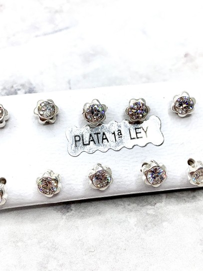 Flower Zirconia Earrings with Screw Closure 7mm