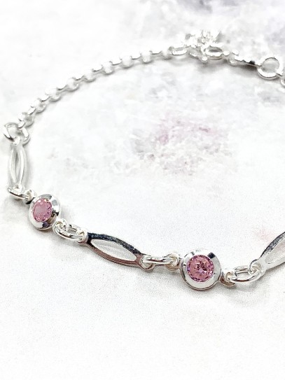 'Eternal love' bracelet in pink zirconia