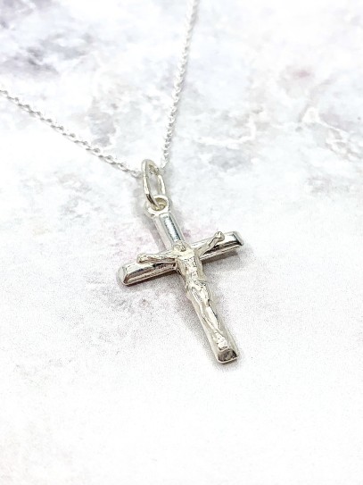 Collaret de Creu Crucifix de Crist de plata