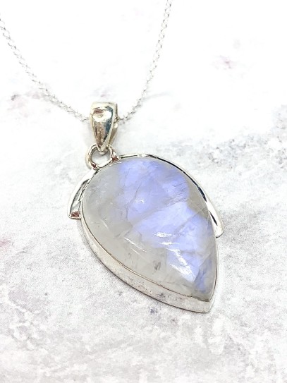 Collaret de Pedra lluna natural - Edició limitada - Qualitat extra - Feminitat