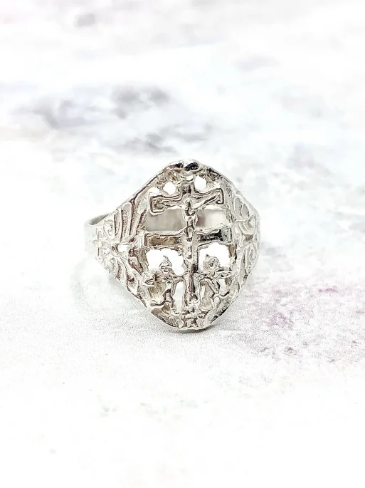 Anillo Cruz de Caravaca de plata