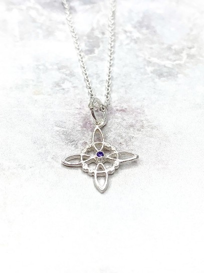 Mini Witch Knot by Amethyst | Air Signs (Gemini, Libra and Aquarius)