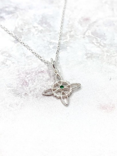 Mini Witches Knot by Emerald | Earth Signs (Virgo, Taurus and Capricorn)