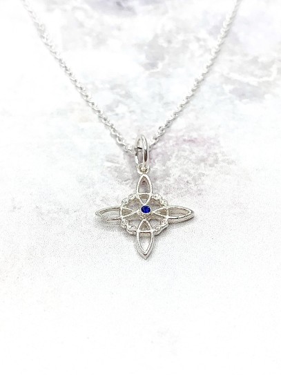 Nudo de Bruja mini de Topacio azul | Signos de Agua (Piscis, Cáncer y Escorpio)