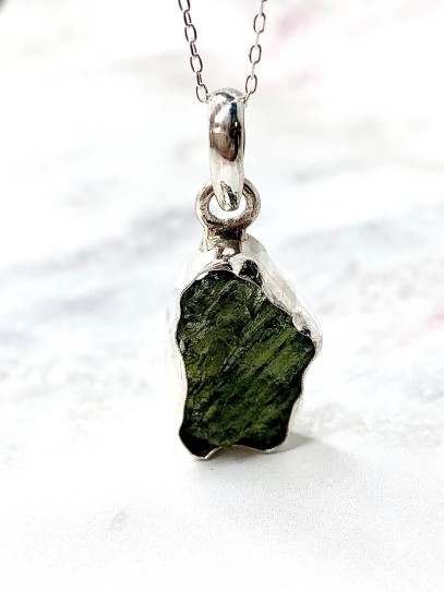 Collar de Moldavita grande de plata | Buena suerte - Espiritualidad