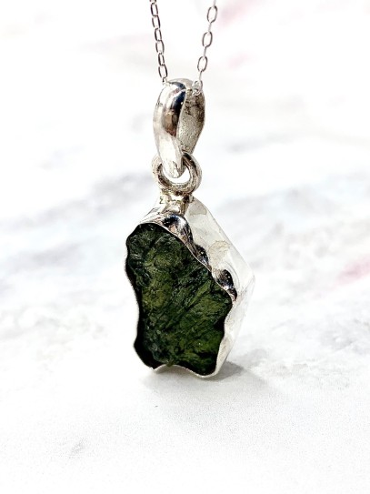 Collar de Moldavita grande de plata | Buena suerte - Espiritualidad