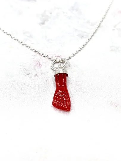 Collar 'Puño de la Figa' de Azabache o higa rojo