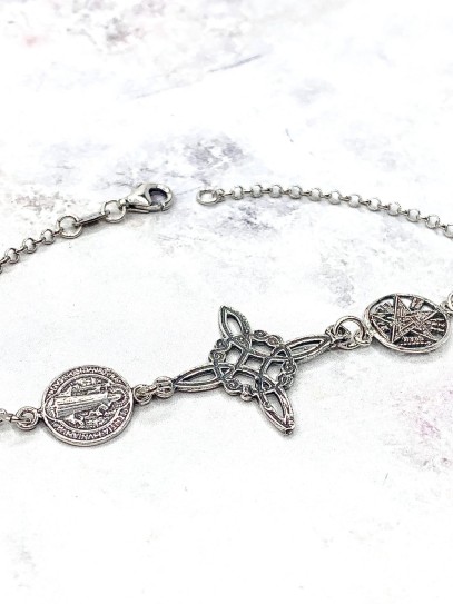 Triple protection silver bracelet: Witches Knot, Tetragrammaton and Saint Benedict Medal