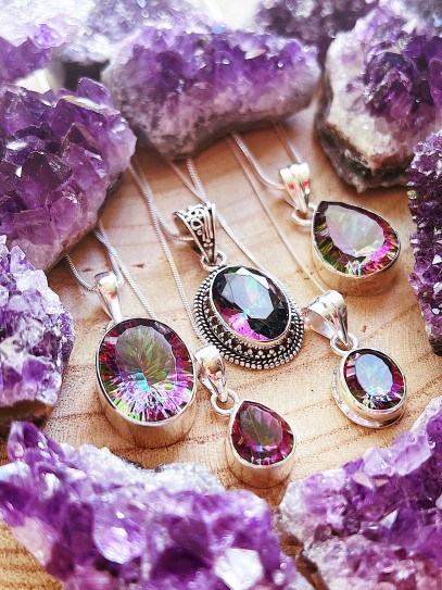 Mystic Topaz 'Arya' necklace