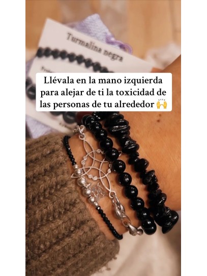 Black Tourmaline 'Asha' bracelet 8mm | Protection and cleaning