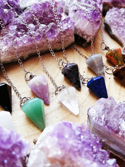 Péndulo curativo de Reiki de minerales