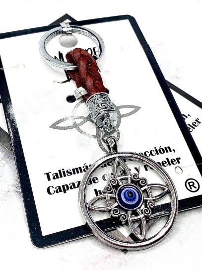 Witch's Knot talisman protective keychain