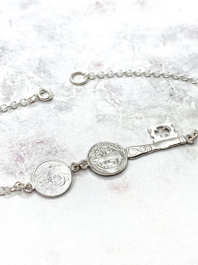 Pulsera triple protección de plata: Medalla llave de San Benito y San Judas Tadeo mini