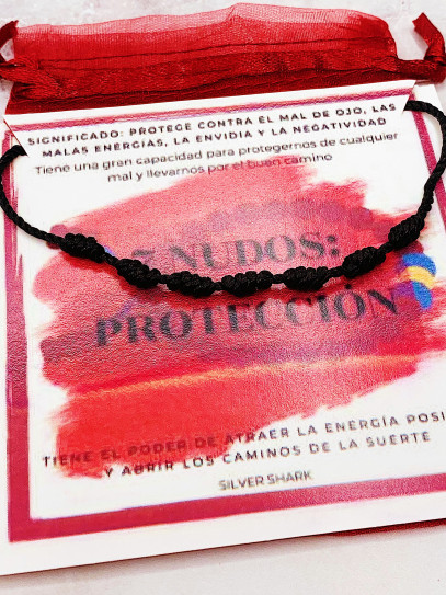 Polsera negra dels 7 nusos de protecció