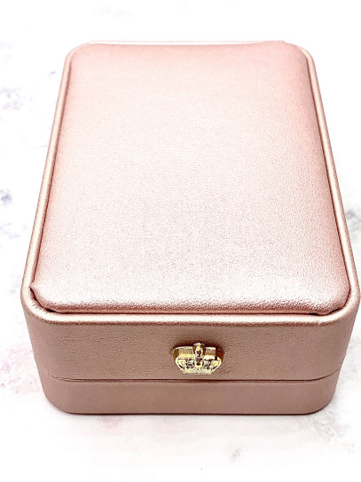 Estuche 'Queen' para regalo de piel rosa - Collares y gargantillas