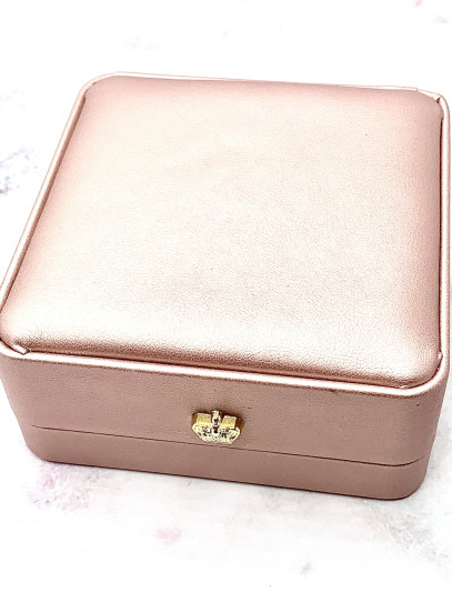 Estuche 'Queen' para regalo de piel rosa - Pulseras