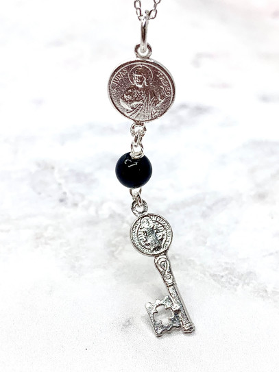 Collaret triple protecció de plata: Clau abrecamins Medalla de Sant Benet, Sant Judes Tadeu i Obsidiana negra