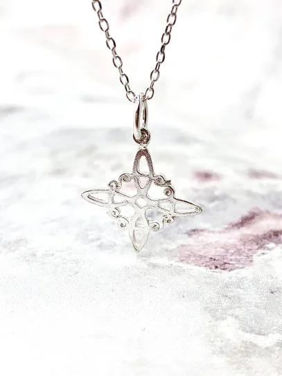 Collar mini 'Agatha' de Nudo Brujas