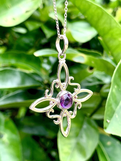 Collar 'Sabrina' de Nudo Brujas y Amatista