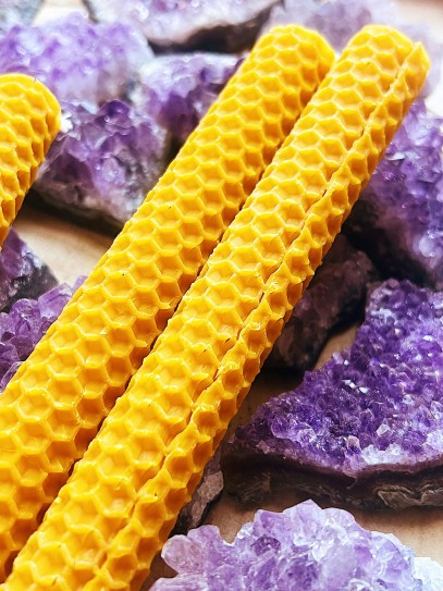 Pack of 8 honey candles for the 11th and 22nd of each month (20 cm x 2 cm)