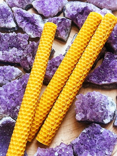 Pack of 8 honey candles for the 11th and 22nd of each month (20 cm x 2 cm)