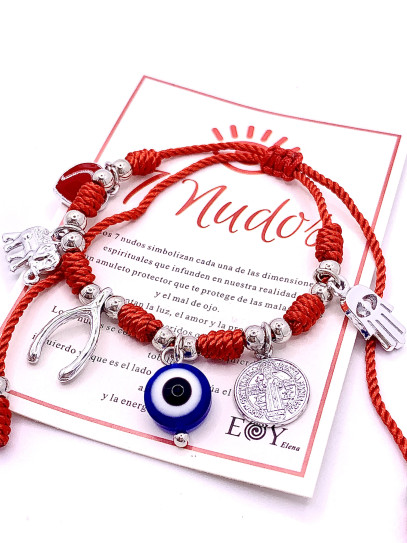 Pulsera de los 7 nudos de protección y charms de la suerte