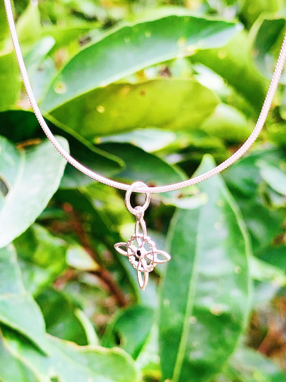 'Bridget' Witches' Knot and Tourmaline Bracelet - Mouse Tail