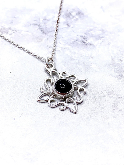 "Sabrina" Super Mini Necklace with Witches’ Knot and Black Obsidian