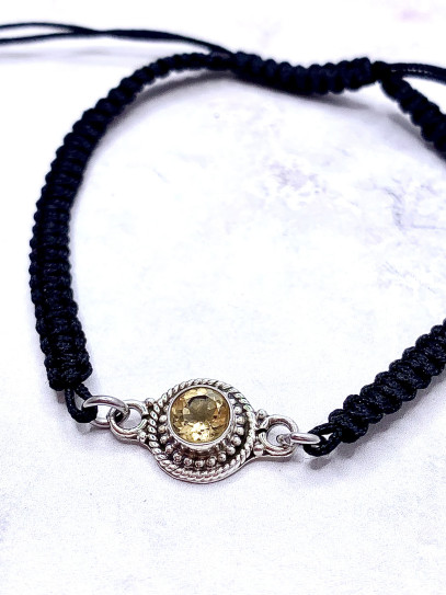 Pulsera 'Neela' de Citrino facetado y macramé - Atrae el dinero