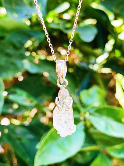 Collar Cristal de Luz ✨ de Cuarzo Herkimer de plata | Protección y limpieza