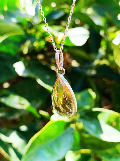 Collaret Solstice ✨ de Quars Citrí Rutilat – Abundància