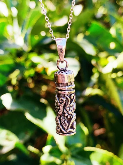 Collar Tesoro de los Deseos ✨ de plata - Cofre de los deseos