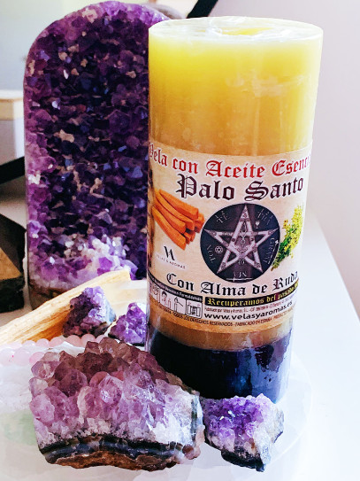 Esoteric Candle “Soul of Rue” 🌿✨ – Cleansing and Protection with Palo Santo
