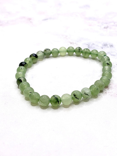 Pulsera 'Asha' de Prehnita 6mm | Serenidad y amor incondicional