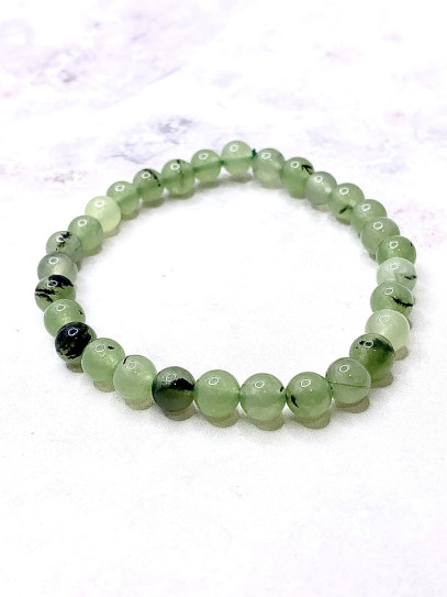 Pulsera 'Asha' de Prehnita 6mm | Serenidad y amor incondicional