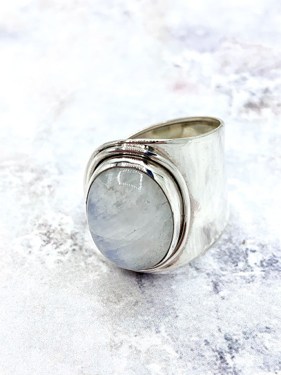 Anell 'Irina' de Pedra lluna - Feminitat