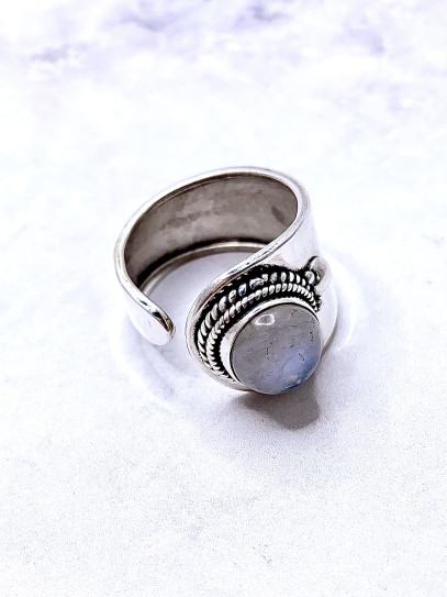 Moonstone 'Native Soul' Ring – Femininity and Protection
