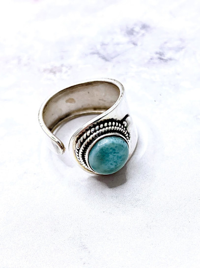 Anillo 'Alma Nativa' de Larimar - Paz y comunicación