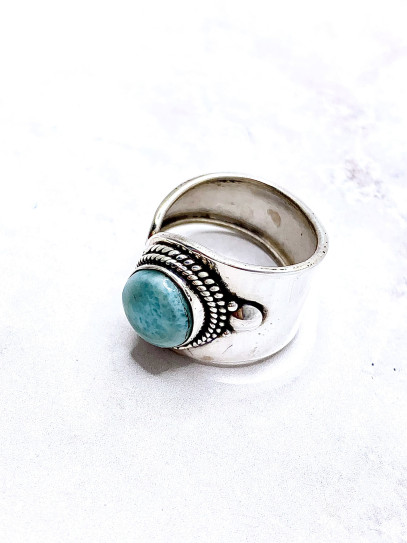 Anillo 'Alma Nativa' de Larimar - Paz y comunicación