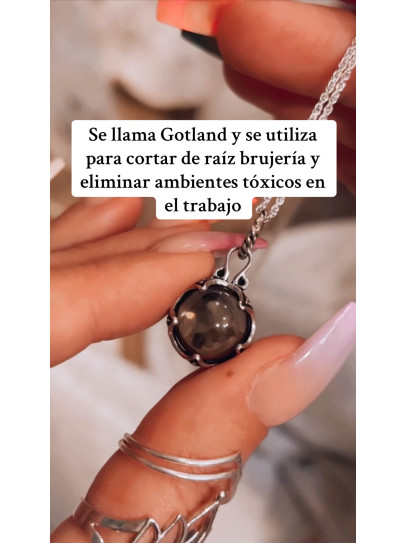 Collar 'Gotland' súper mini de Cuarzo ahumado