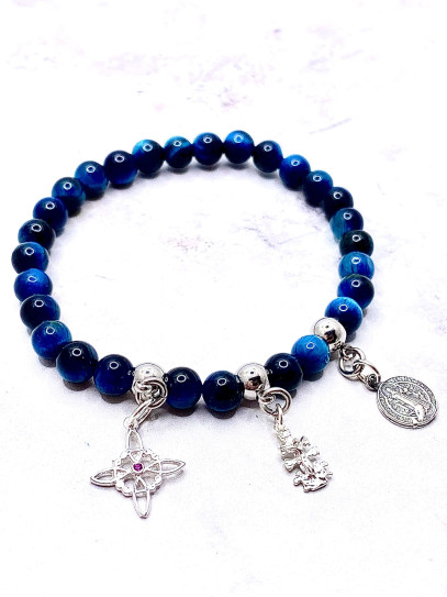 Triple protection silver bracelet: Witch's Knot, Caravaca Cross and Saint Benedict with blue Tiger's Eye