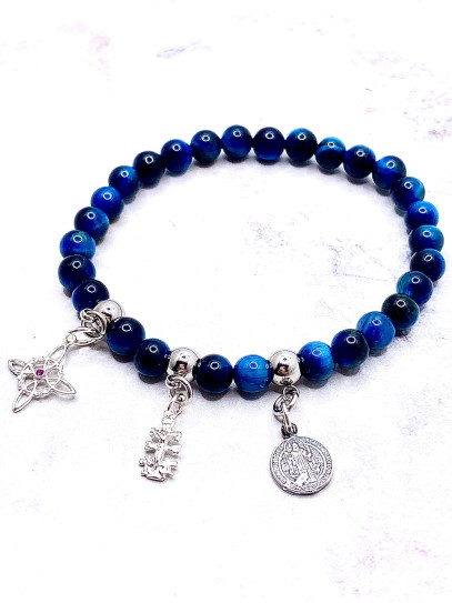 Triple protection silver bracelet: Witch's Knot, Caravaca Cross and Saint Benedict with blue Tiger's Eye