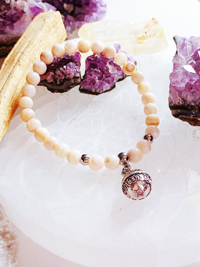 Angel Light Bracelet ✨ made of Mother of Pearl 6 mm