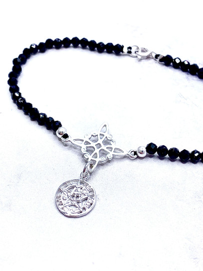 Pulsera Sagrada de Triple Protección 🔮 Plata · Nudo de Bruja · Tetragramatón · Turmalina negra