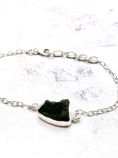 Pulsera 'Eclipse Moldavita' 🌌💚 certificada y de plata
