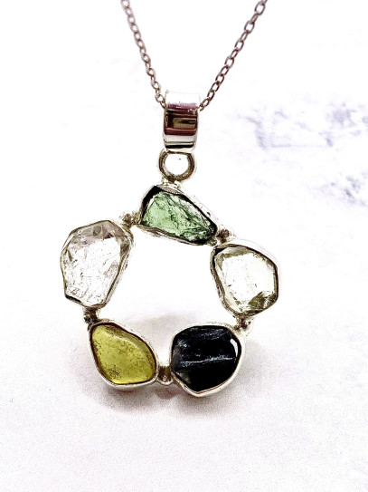 Collar Triple Portal Energético 🌠💚✨ de Moldavita, Citrino y Cuarzo Herkimer de plata