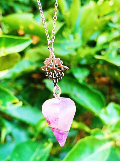 'Agatha' Pendulum made of natural stone and Witch's Knot - Protection and healing