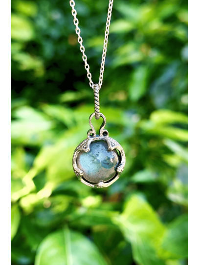 Medium Labradorite 'Gotland' Necklace