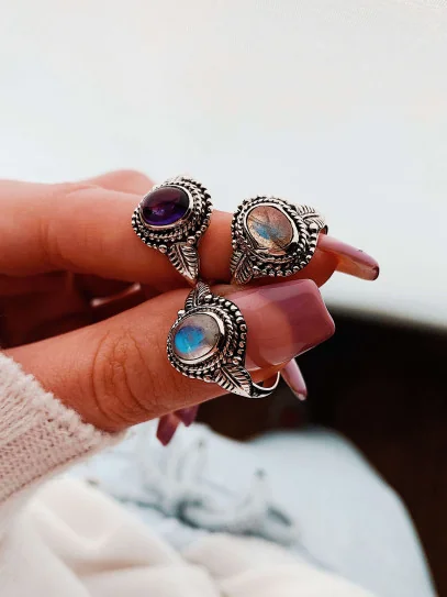Amethyst 'Indiana' ring